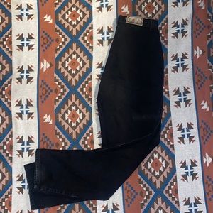 Women’s Rockies. size 31/11